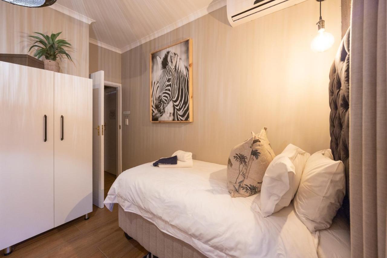 Fever Tree Guesthouse ฮิลเครสต์ ภายนอก รูปภาพ
