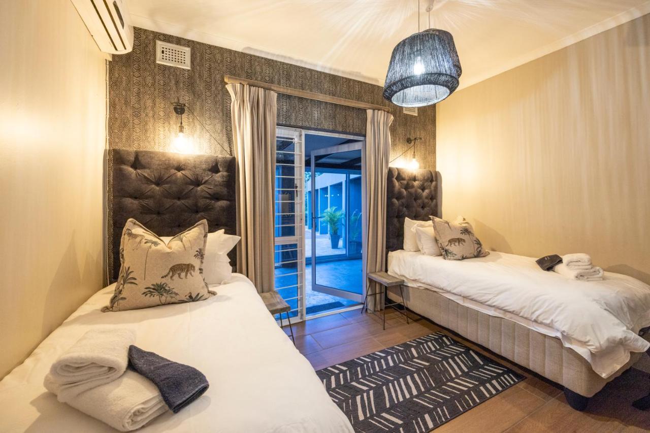 Fever Tree Guesthouse ฮิลเครสต์ ภายนอก รูปภาพ