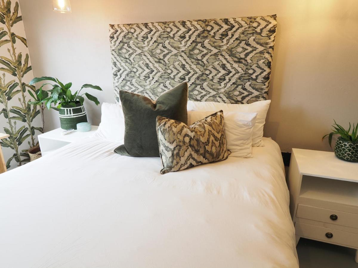 Fever Tree Guesthouse ฮิลเครสต์ ภายนอก รูปภาพ