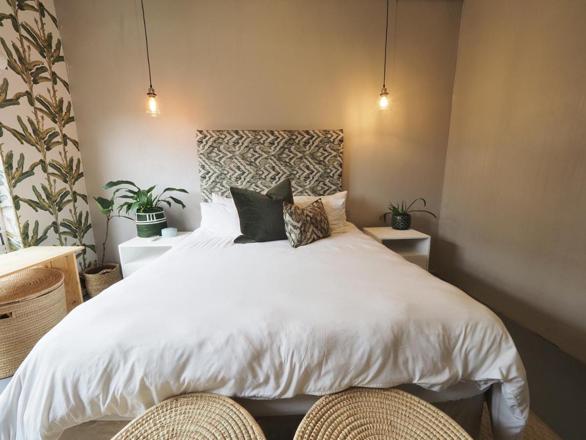 Fever Tree Guesthouse ฮิลเครสต์ ภายนอก รูปภาพ