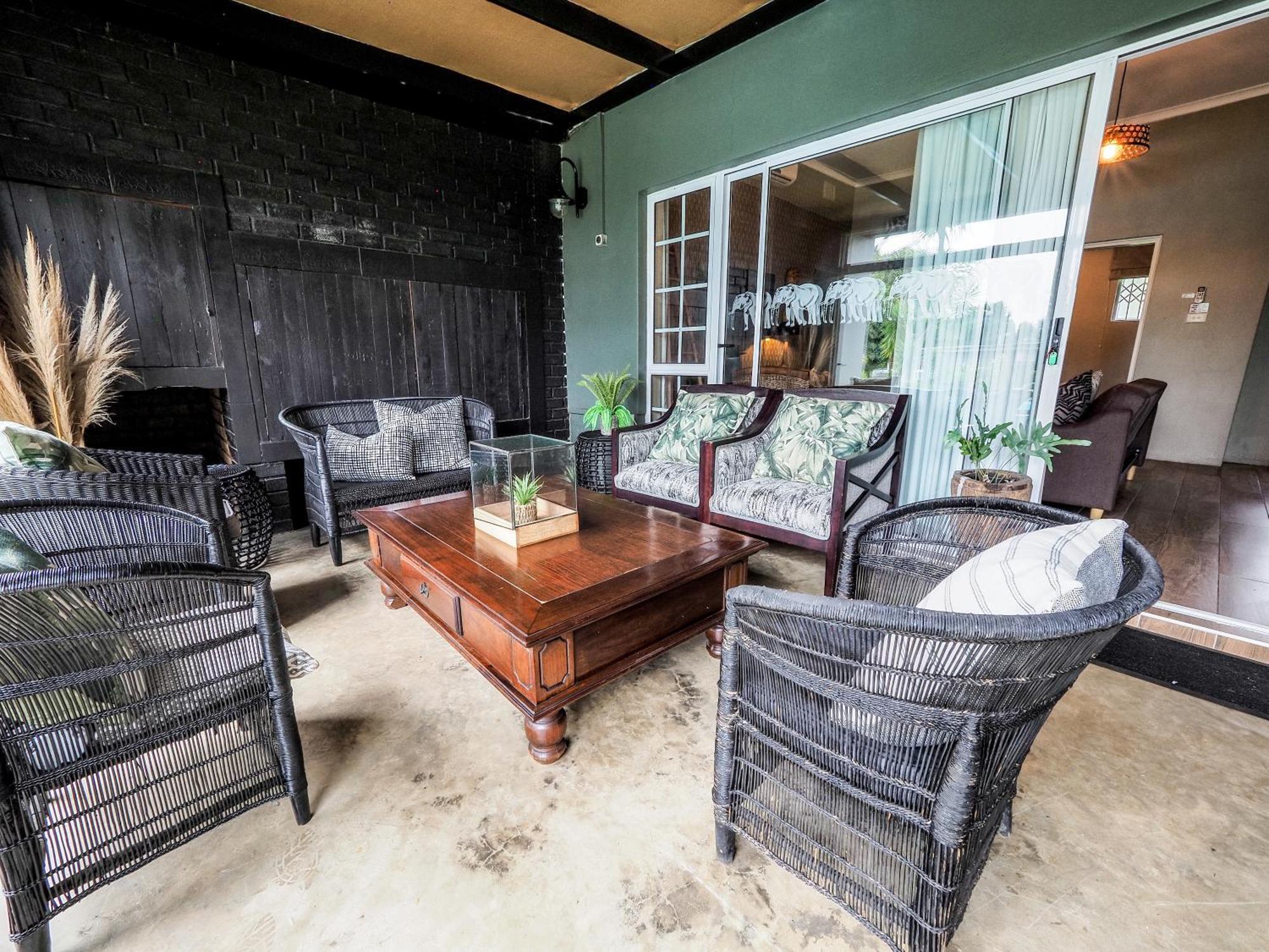 Fever Tree Guesthouse ฮิลเครสต์ ภายนอก รูปภาพ